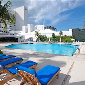 Fantastic Family Villa On The Best Beach Of Cancun