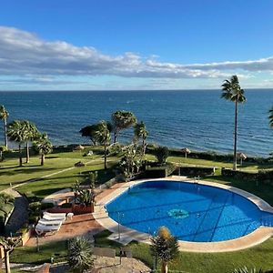 Apartment Los Molinos On The Beachfront With Pool